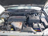 Toyota Camry Le/Xle/Se 4T1BE32K75U608085 photo