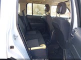 Jeep Patriot Latitude 1C4NJRFB8ED718704 снимка