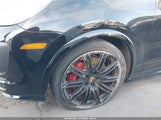 Porsche Cayenne Gts WP1AD2A25JLA80737 снимка