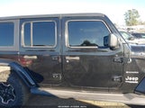 Jeep Wrangler Unlimited Sahara 4X4 1C4HJXEN1LW213005 снимка