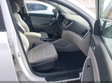 Hyundai Tucson Se KM8J33A49HU484636 снимка