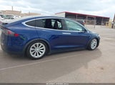 Tesla Model X 60D/70D/75D/90D/P100D 5YJXCBE2XGF023826 снимка
