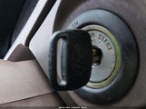 Toyota Camry Le 4T1BG22KX1U020129 photo