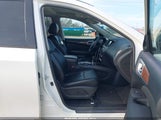 Nissan Pathfinder Platinum 5N1DR2MN1HC650213 снимка