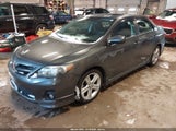Toyota Corolla S 2T1BU4EE9DC980090 снимка