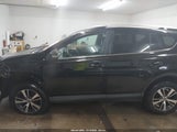Toyota Rav4 Xle 2T3RFREV4JW791838 снимка