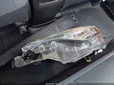 Toyota Corolla Le 5YFBURHE5JP843975 снимка
