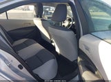 Toyota Corolla Le 5YFB4MDEXRP121213 снимка