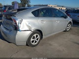 Toyota Prius Three JTDKN3DU5C5506827 снимка