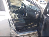 Toyota Rav4 Le 2T3ZFREV0JW422667 снимка