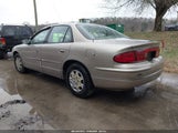 Buick Regal Ls 2G4WB52K011272713 снимка