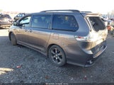 Toyota Sienna Se 8 Passenger 5TDXK3DC6FS656448 fotografie