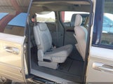 Chrysler Town & Country Limited 2C8GP64L45R356447 fotografie