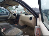 Ford Explorer Eddie Bauer 1FMEU74886UB00573 снимка