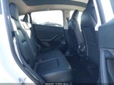 Tesla Model Y Performance Dual Motor All-Wheel Drive 7SAYGDEF0NF490034 снимка