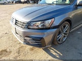 Volkswagen Passat 1.8T R-Line 1VWDT7A33HC068116 photo