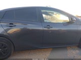 Toyota Prius Three JTDKARFU6G3009914 снимка