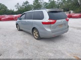 Toyota Sienna Le 8 Passenger 5TDKK3DC4GS747326 fotografie
