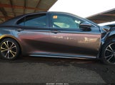 Toyota Camry Se 4T1B11HK4JU063920 photo