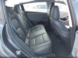 Tesla Model 3 5YJ3E1EA6SF029500 снимка