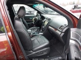 Ford Explorer Platinum 1FM5K8HTXGGC72596 fotografie