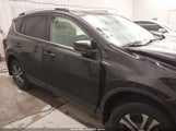 Toyota Rav4 Le 2T3BFREV5JW731603 снимка