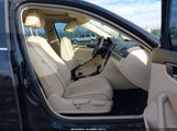 Volkswagen Passat 1.8T Se 1VWBT7A38HC036396 photo
