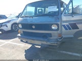 Volkswagen Vanagon Bus WV2YB0251HH044674 снимка