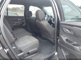 Chevrolet Traverse Awd Lt Cloth 1GNEVGKWXPJ167253 photo