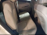 Hyundai Tucson Se KM8J2CA44JU684266 снимка