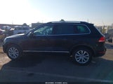 Volkswagen Touareg 3.6L Sport WVGEF9BP6ED005878 снимка