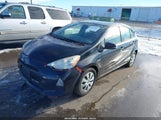 Toyota Prius C Two JTDKDTB31C1013456 снимка