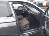 Volkswagen Tiguan 2.0T Sel R-Line 3VV4B7AX2NM087504 photo