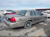 Ford Crown Victoria Police/Police Interceptor 2FAHP71V89X118643 снимка