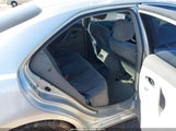 Toyota Camry Le 4T4BF3EK6AR047631 снимка