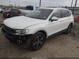 Volkswagen Tiguan 2.0T Se/2.0T Sel/2.0T Sel R-Line/2.0T Sel R-Line Black 3VV3B7AX1KM188394 снимка
