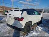 Jeep Compass Latitude 4X4 3C4NJDBB4JT168415 снимка