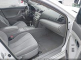 Toyota Camry Le 4T4BF3EK2BR088727 снимка