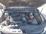 Toyota Camry Le 4T1B11HKXJU613279 photo