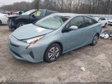 Toyota Prius Two Eco JTDKARFU8G3005475 снимка