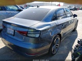 Audi A3 40 Titanium Premium WAUAUGFF2KA097628 снимка