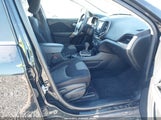 Jeep Cherokee Latitude 4X4 1C4PJMCB9JD500748 снимка