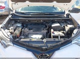Toyota Rav4 Le JTMZFREV4JJ173496 снимка