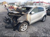Kia Sportage Lx KNDPMCAC4J7347630 снимка