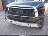 Toyota Tundra Grade 5.7L V8 5TFRY5F15AX075878 fotografie