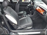 Volkswagen Beetle 2.5L Fender Edition 3VWJX7AT4DM649009 fotografie