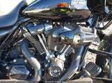 Harley-Davidson Fltrxs Road Glide Special 1HD1KTC17JB632311 fotografie