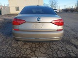 Volkswagen Passat 1.8T S 1VWAS7A30GC027303 photo