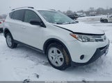 Toyota Rav4 Le JTMBFREV8FD170575 снимка