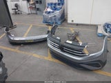 Volkswagen Tiguan 2.0T S 3VVRB7AX8RM204630 снимка